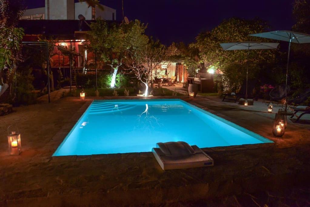 The Red House In Villa Dassia (Corfu)